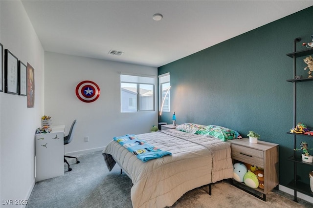 bedroom with carpet flooring