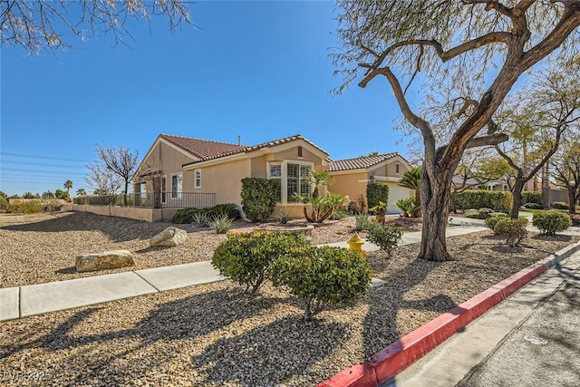 view of front of property