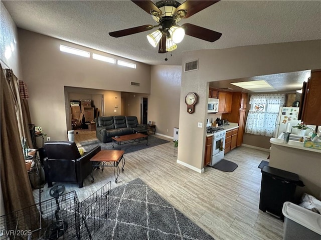 2148 Pebble Creek Ln, Laughlin, NV 89029 - photo 9