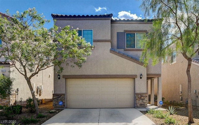 view of front of house featuring a garage