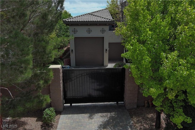 4450 Palisades Canyon Cir, Las Vegas, NV 89129 - view of gate
