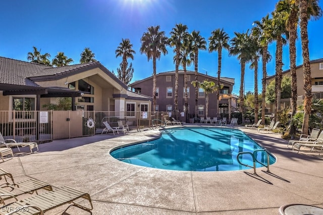 view of swimming pool featuring a patio