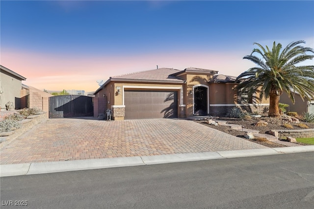 view of front facade with a garage