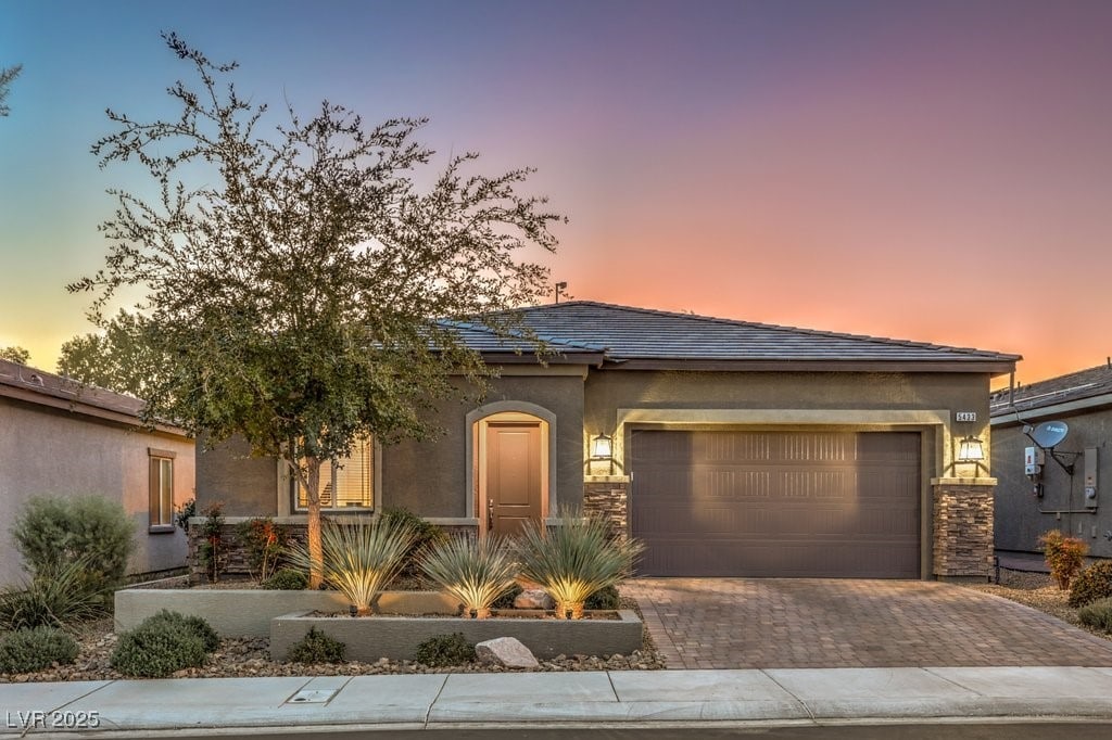 view of front of house featuring a garage