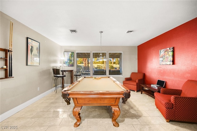 playroom featuring pool table