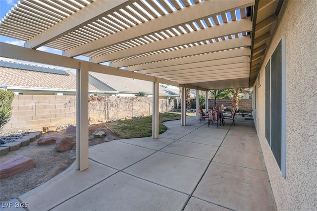 view of patio featuring a pergola