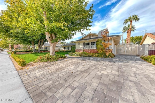 view of front of house with a front yard