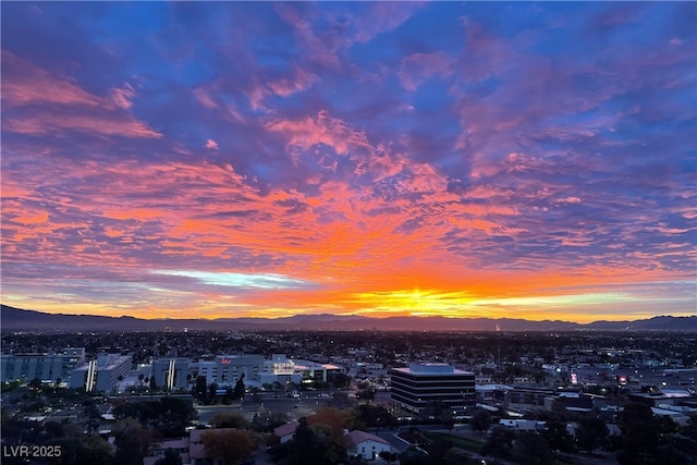 city view featuring a mountain view