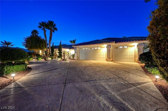 view of front facade with a garage