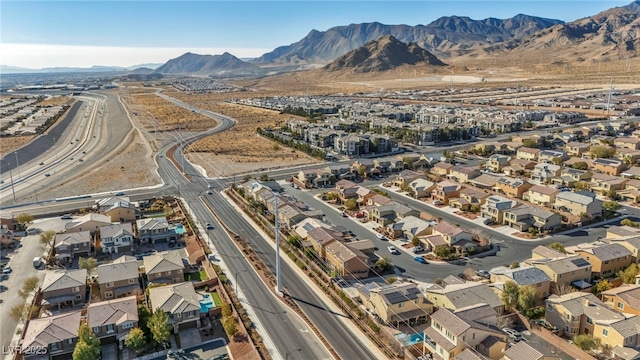 bird's eye view featuring a mountain view