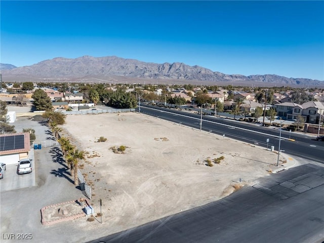 Listing photo 2 for 6100 Whispering Sands Dr, Las Vegas NV 89131