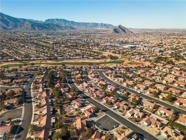 bird's eye view with a mountain view