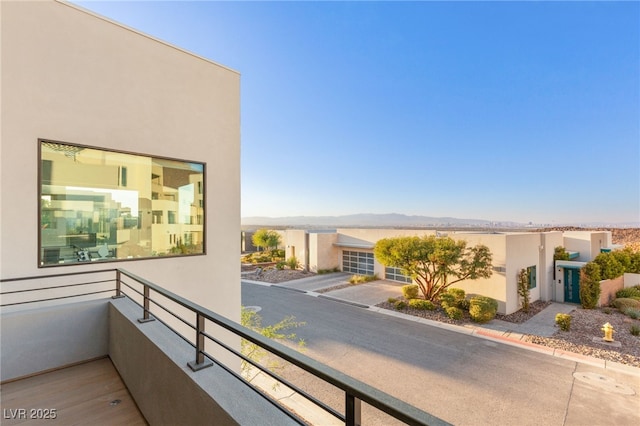 balcony featuring a mountain view