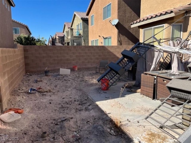 view of yard with a patio