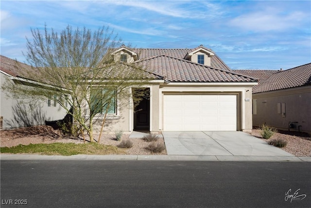 view of front facade with a garage