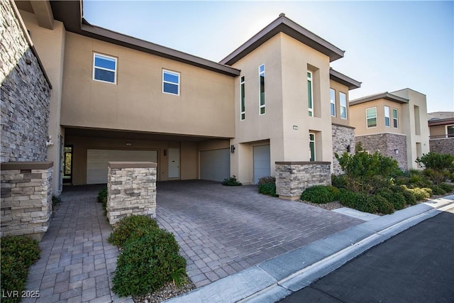 view of front of house with a garage