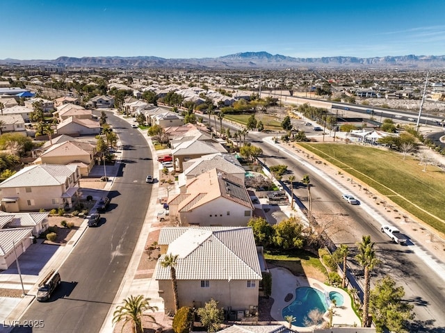 bird's eye view featuring a mountain view