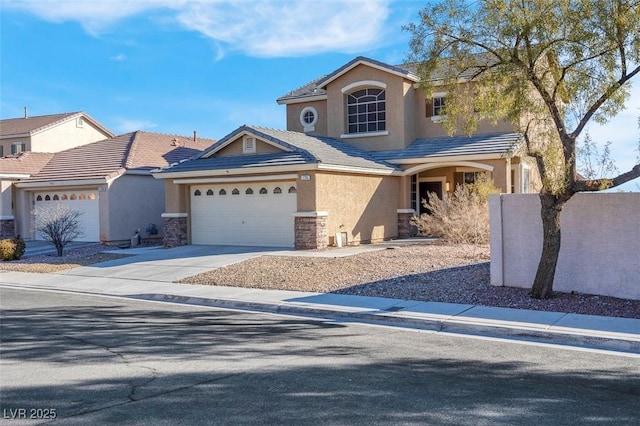 view of front property featuring a garage