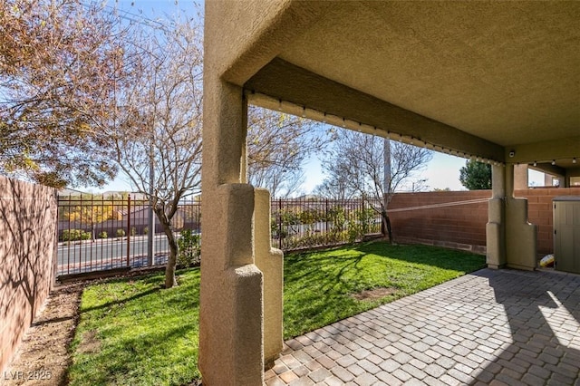 view of yard with a patio