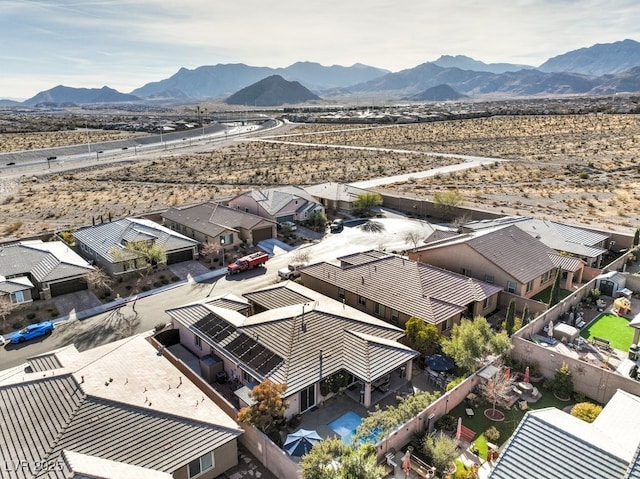 bird's eye view featuring a mountain view