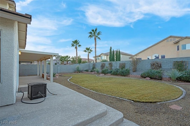 view of yard featuring a patio