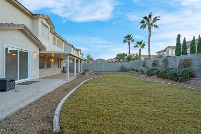 view of yard with a patio area