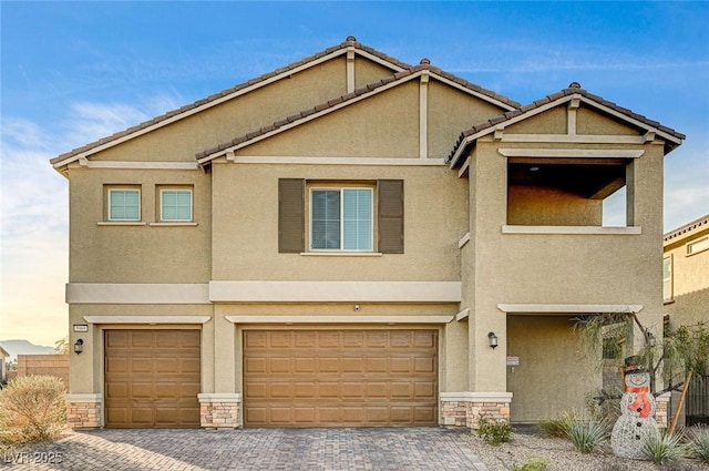 view of front of home featuring a garage