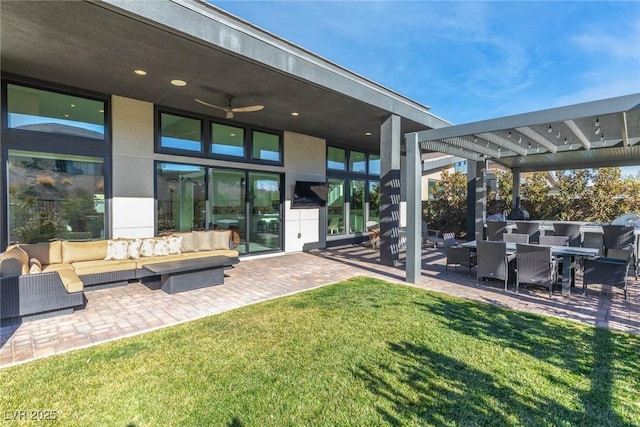 view of patio / terrace with an outdoor hangout area and ceiling fan