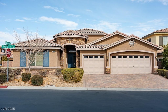 view of front of house with a garage