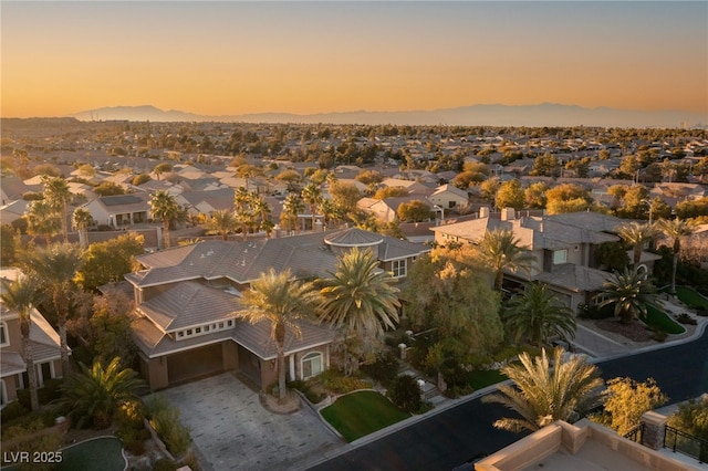 view of aerial view at dusk