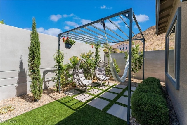 view of yard with a pergola