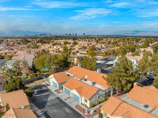 drone / aerial view featuring a residential view