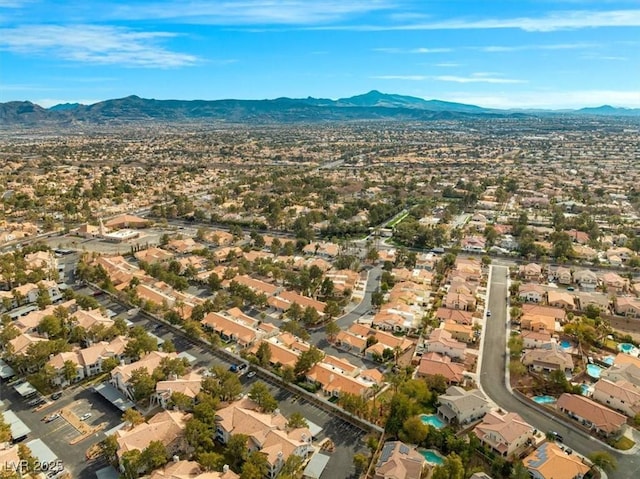 bird's eye view featuring a residential view and a mountain view