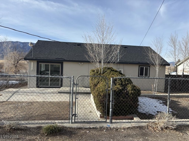 view of front of house with a mountain view