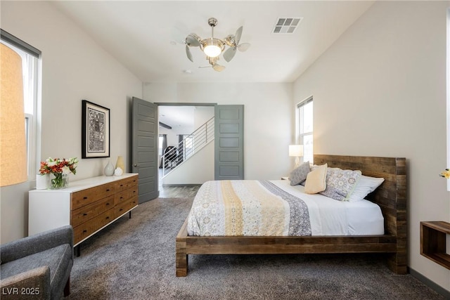 bedroom with carpet flooring