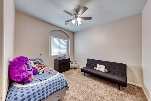 bedroom featuring carpet floors and ceiling fan