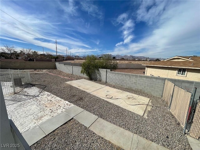 view of yard with a patio area