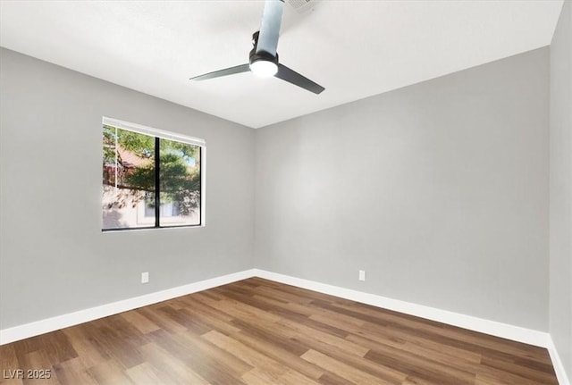 unfurnished room featuring wood-type flooring and ceiling fan