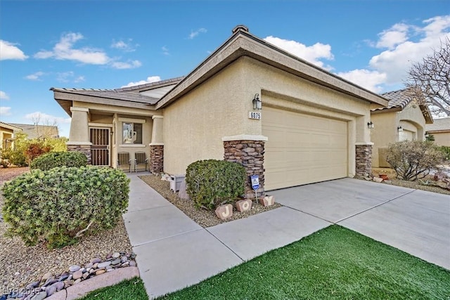 view of front of house with a garage