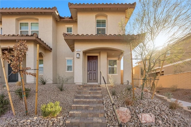 view of mediterranean / spanish-style home