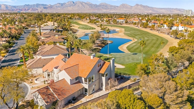 bird's eye view with a mountain view