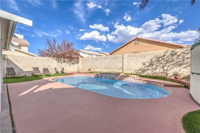 view of swimming pool featuring a patio