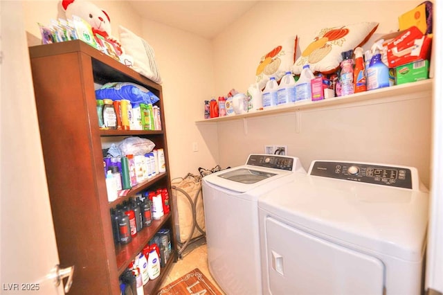 washroom with washer and clothes dryer
