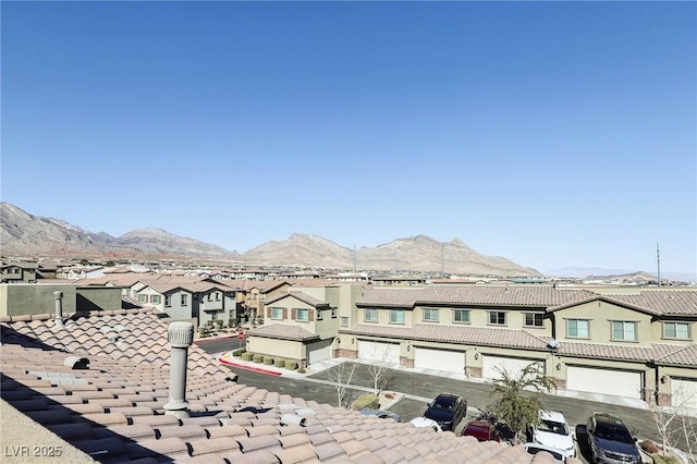 view of mountain feature with a residential view