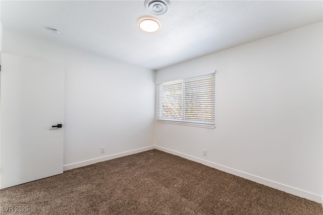 unfurnished room with carpet