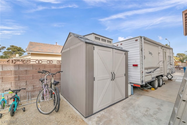 view of outbuilding