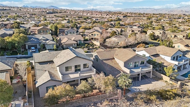 bird's eye view featuring a mountain view