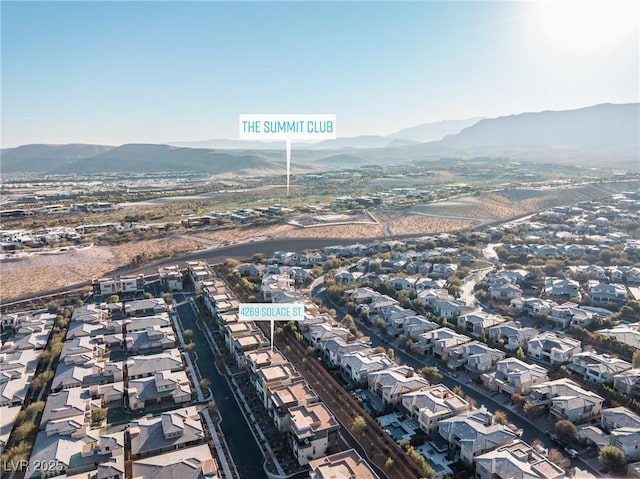 bird's eye view featuring a residential view and a mountain view