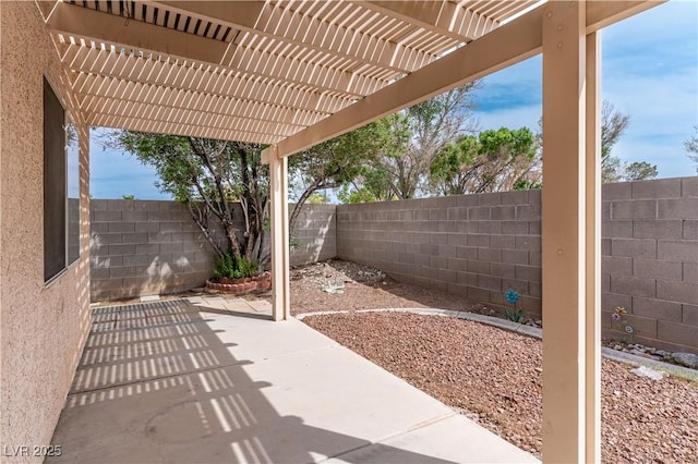 4507 Golden Palomino Ln, North Las Vegas, NV 89032 - fenced backyard featuring a patio and a pergola