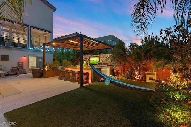 8620 Grove Mill Ct, Las Vegas, NV 89139 - photo 12